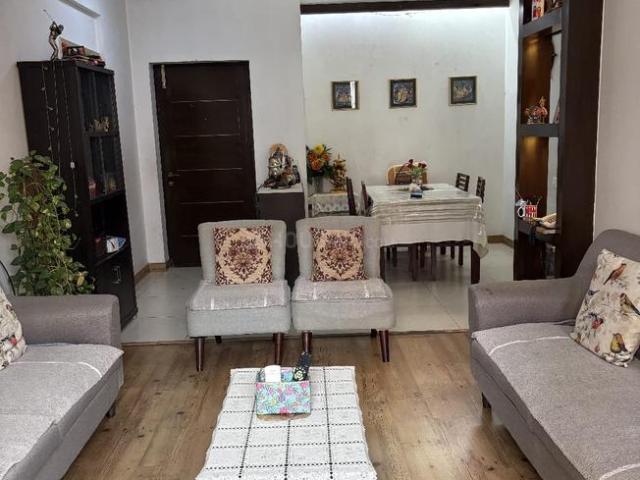 2 BHK Apartment in Sector 53 for rent Gurgaon. The reference number is 20999321