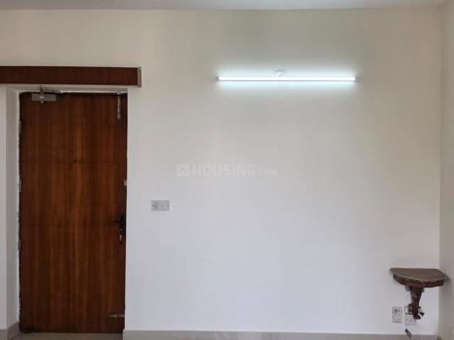 2 BHK Apartment in Sector 53 for rent Gurgaon. The reference number is 21080380