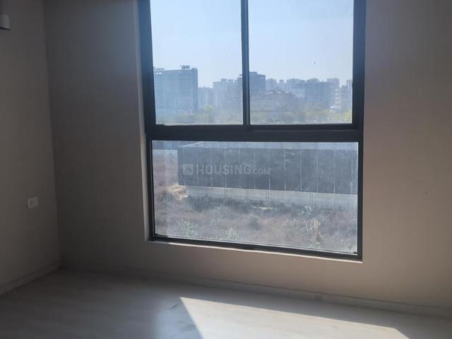 2 BHK Apartment in Sector 65 for rent Gurgaon. The reference number is 19632066