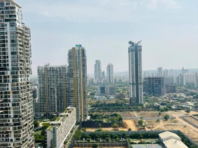 2 BHK Apartment in Sector 65 for rent Gurgaon. The reference number is 19667567