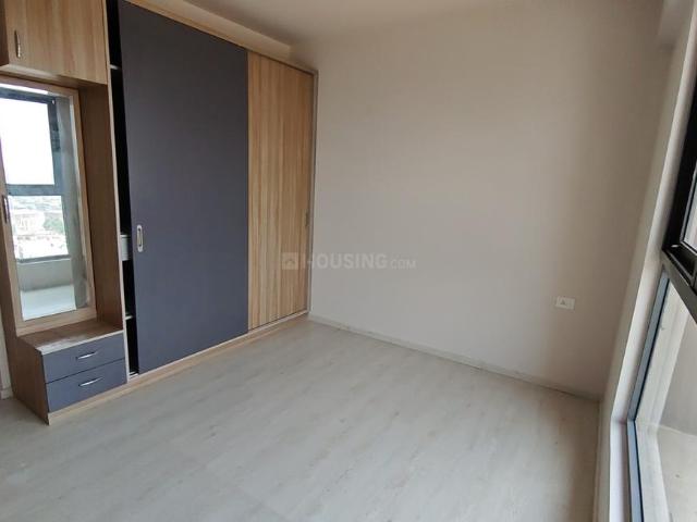 2 BHK Apartment in Sector 65 for rent Gurgaon. The reference number is 20489731