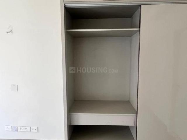 2 BHK Apartment in Sector 65 for rent Gurgaon. The reference number is 20665410