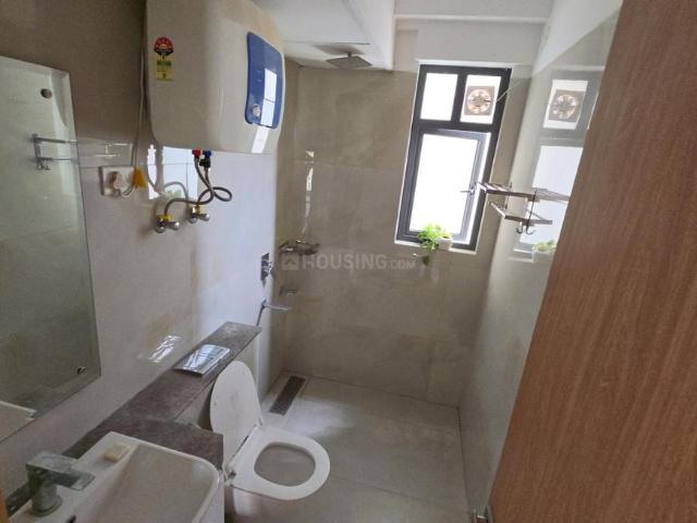 2 BHK Apartment in Sector 65 for rent Gurgaon. The reference number is 21121564