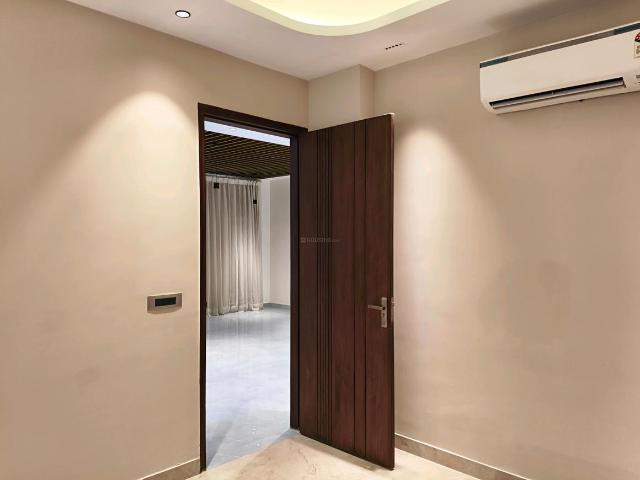 2 BHK Apartment in Sector 65 for resale Gurgaon. The reference number is 20624455