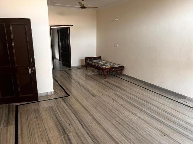 2 BHK Apartment in Sector 66 for rent Mohali. The reference number is 19660434