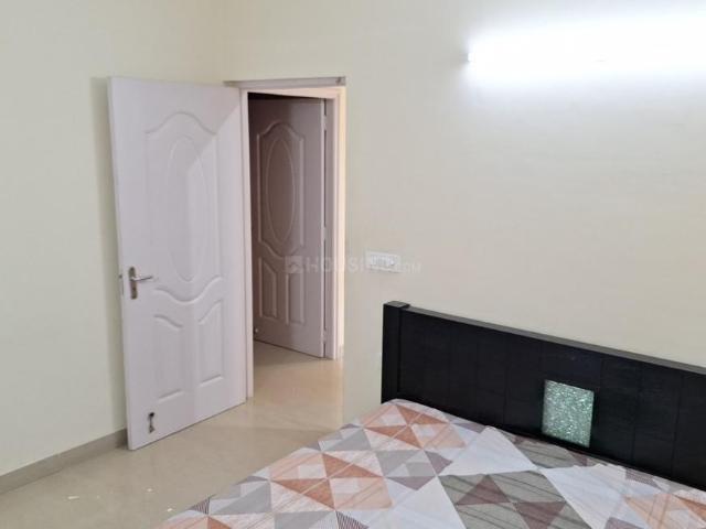 2 BHK Apartment in Sector 67 for rent Gurgaon. The reference number is 19481560