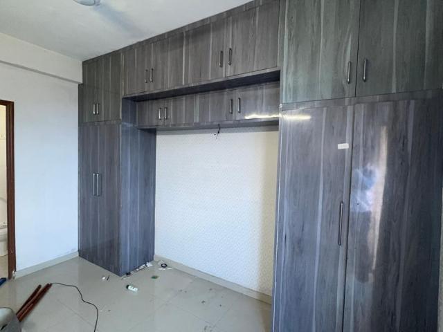 2 BHK Apartment in Sector 67 for rent Gurgaon. The reference number is 20358661