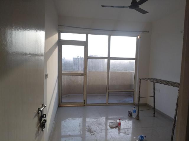 2 BHK Apartment in Sector 67 for rent Gurgaon. The reference number is 20391372