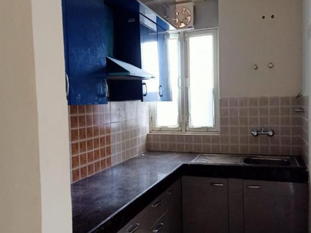 2 BHK Apartment in Sector 67 for rent Gurgaon. The reference number is 7346608