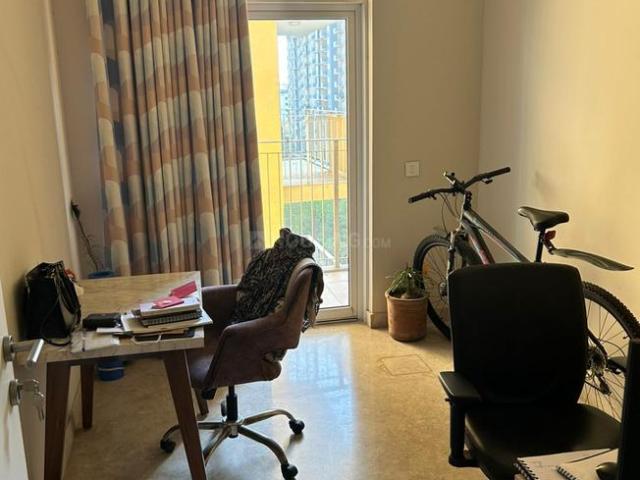2 BHK Apartment in Sector 67 for resale Gurgaon. The reference number is 20037123
