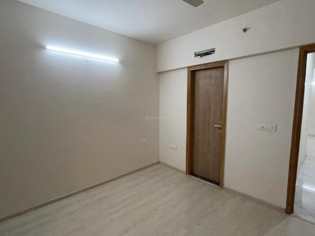 2 BHK Apartment in Sector 68 for rent Gurgaon. The reference number is 20368775