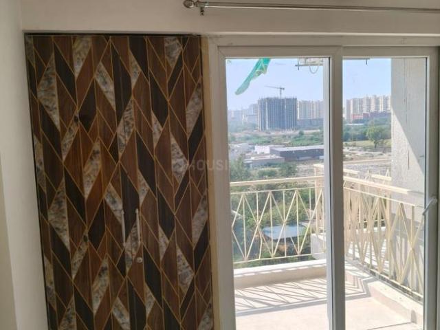 2 BHK Apartment in Sector 68 for resale Gurgaon. The reference number is 20077981