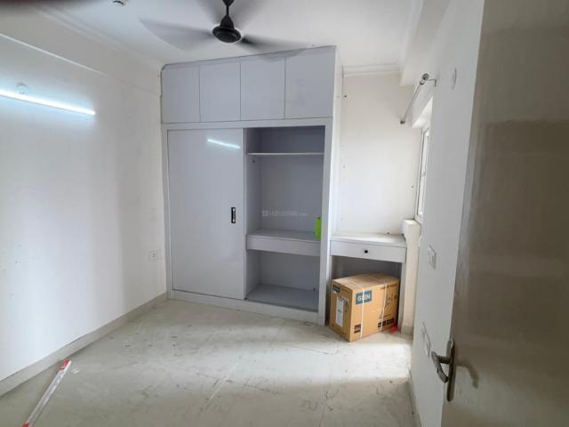 2 BHK Apartment in Sector 68 for resale Gurgaon. The reference number is 20612517