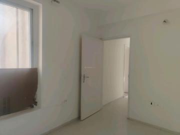 2 BHK Apartment in Sector 69 for rent Gurgaon. The reference number is 18531946