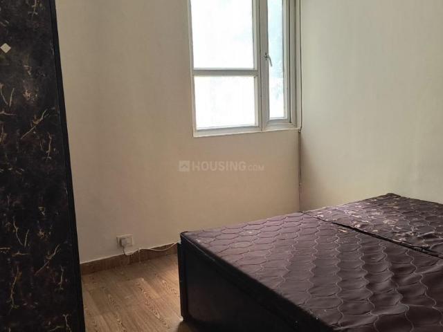 2 BHK Apartment in Sector 69 for rent Gurgaon. The reference number is 20375980