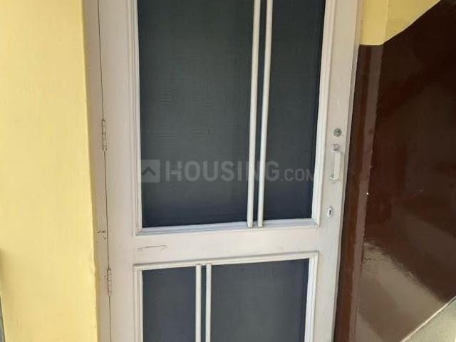 2 BHK Apartment in Sector 61 for rent Mohali. The reference number is 15305147