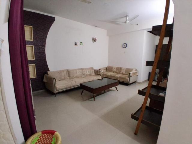 2 BHK Apartment in Sector 61 for rent Gurgaon. The reference number is 20980675