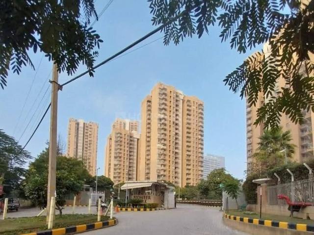 2 BHK Apartment in Sector 61 for rent Gurgaon. The reference number is 21114012