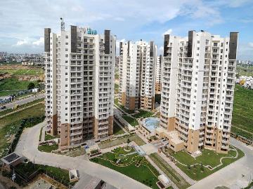 Flat for sale in Pioneer- E -21 - Garden