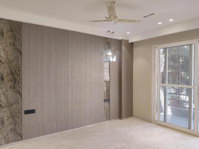 2 BHK Apartment in Sector 61 for resale Gurgaon. The reference number is 21063470