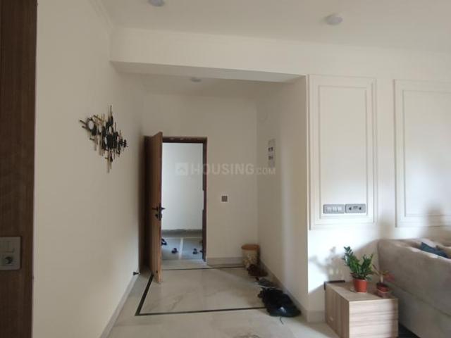 2 BHK Apartment in Sector 61 for resale Gurgaon. The reference number is 21148447