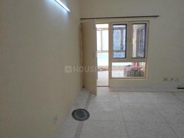 2 BHK Apartment in Sector 62 for rent Noida. The reference number is 18911214