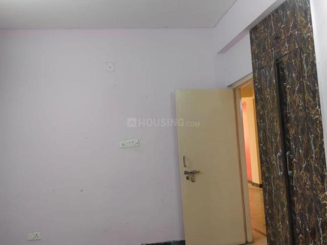 2 BHK Apartment in Sector 62 for rent Noida. The reference number is 20631793