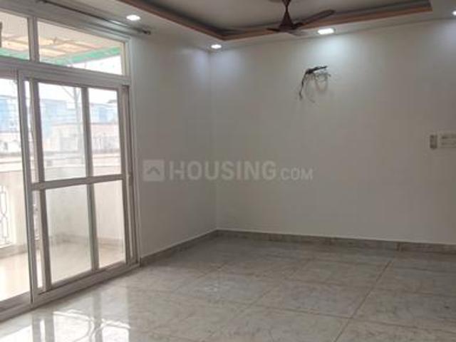 2 BHK Apartment in Sector 62 for rent Noida. The reference number is 20804108
