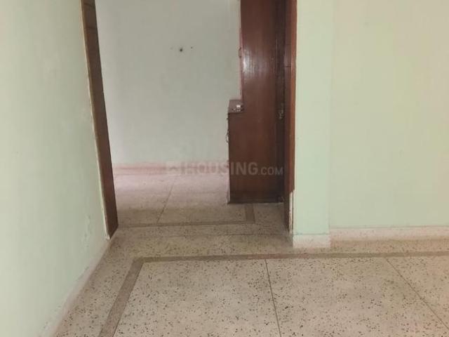 2 BHK Apartment in Sector 62 for rent Noida. The reference number is 21274321
