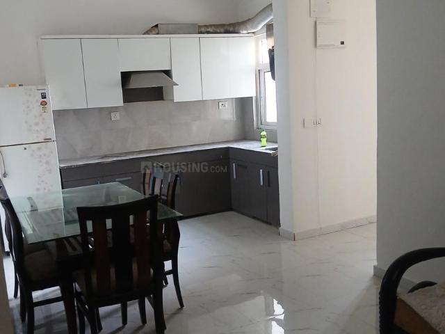 2 BHK Apartment in Sector 62 for rent Gurgaon. The reference number is 21110699