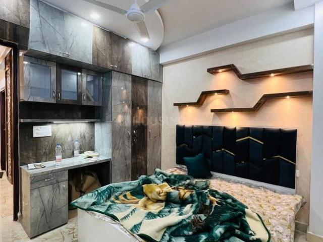 2 BHK Apartment in Sector 62 for resale Noida. The reference number is 20511978