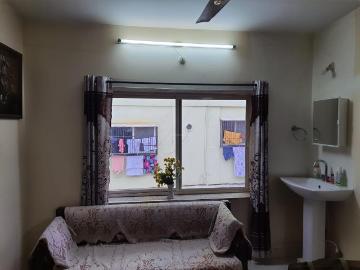 2 BHK Apartment in Sector 62 for resale Noida. The reference number is 9348188