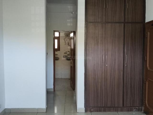 2 BHK Apartment in Sector 63 for rent Mohali. The reference number is 19944587