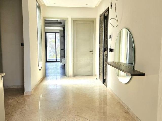 2 BHK Apartment in Sector 63 for rent Gurgaon. The reference number is 19505129
