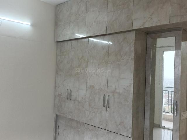 2 BHK Apartment in Sector 63 for rent Gurgaon. The reference number is 20589871
