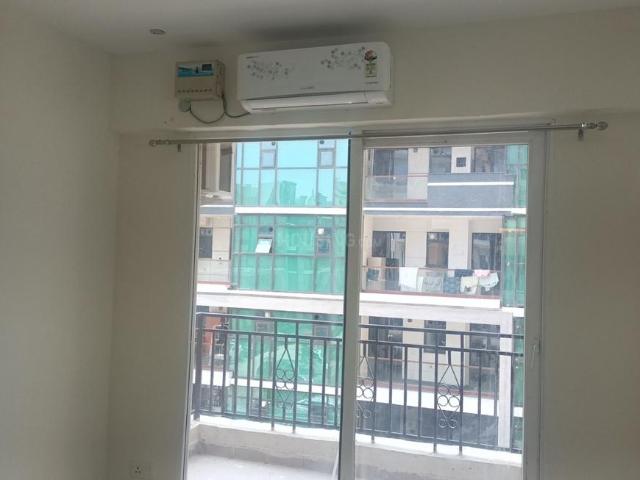 2 BHK Apartment in Sector 63 for rent Gurgaon. The reference number is 20884290