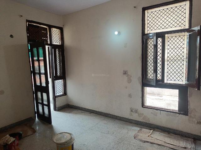 2 BHK Apartment in Sector 6 Dwarka for rent New Delhi. The reference number is 20199057