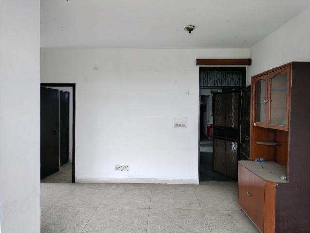2 BHK Apartment in Sector 6 Dwarka for resale New Delhi. The reference number is 19106276