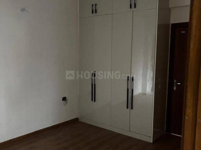 2 BHK Apartment in Sector 6 Dwarka for resale New Delhi. The reference number is 20876065