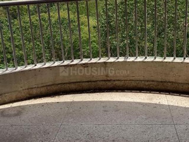 2 BHK Apartment in Sector 6 Dwarka for resale New Delhi. The reference number is 21226041