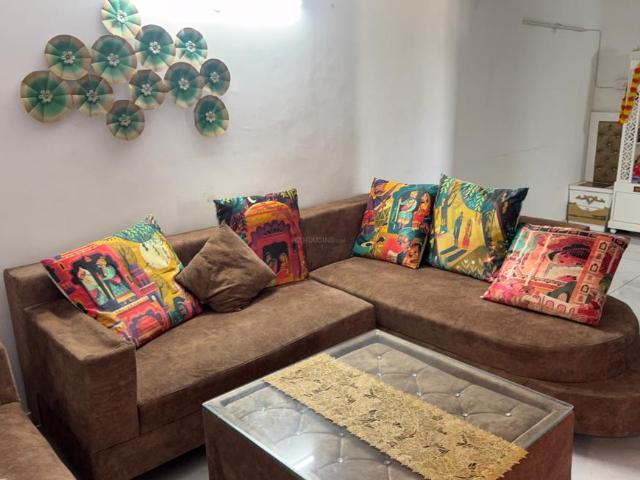 2 BHK Apartment in Sector 6 for rent Sohna. The reference number is 21090619