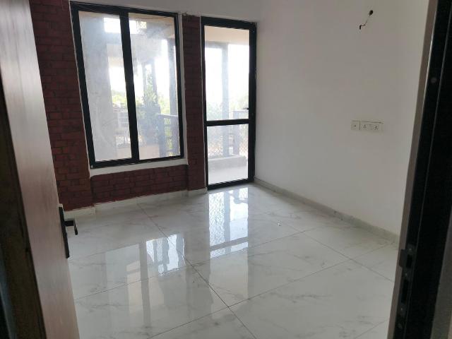 2 BHK Apartment in Sector 6 for resale Sohna. The reference number is 21170725