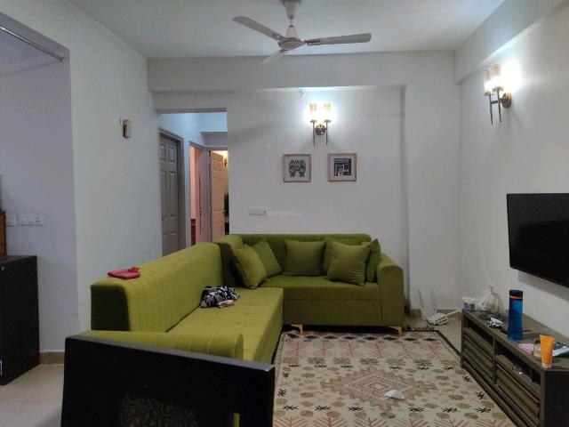 2 BHK Apartment in Sector 74 for rent Noida. The reference number is 14501114