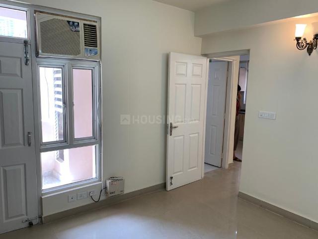 2 BHK Apartment in Sector 74 for rent Noida. The reference number is 20199780