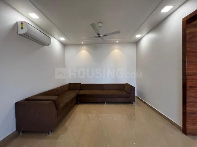 2 BHK Apartment in Sector 74 for rent Gurgaon. The reference number is 15879685