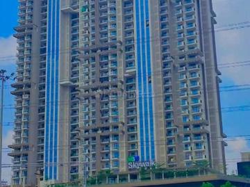 2 BHK Apartment in Southern Peripheral Road for rent Gurgaon. The reference number is 18987008