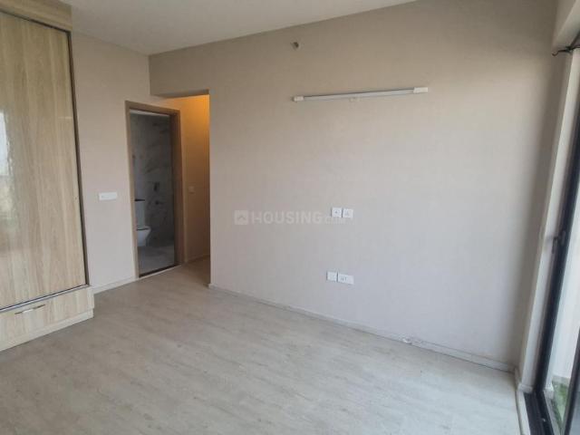 2 BHK Apartment in Sector 74 for rent Gurgaon. The reference number is 20084259