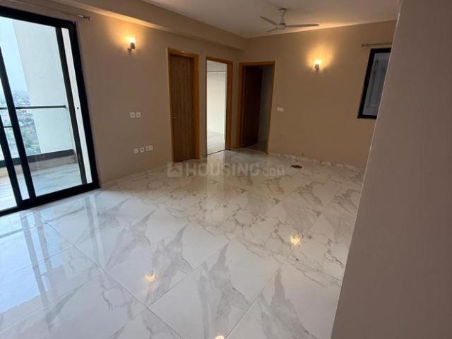 2 BHK Apartment in Sector 74 for resale Gurgaon. The reference number is 21050671