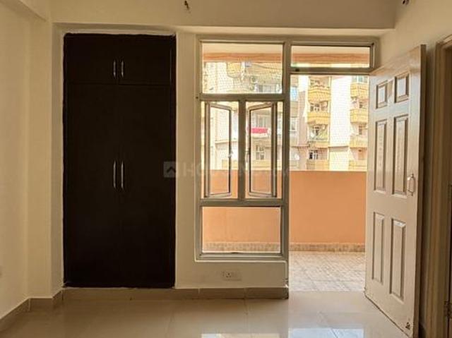 2 BHK Apartment in Sector 74 for resale Noida. The reference number is 18535810