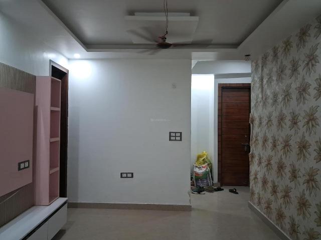 2 BHK Apartment in Sector 74 for resale Noida. The reference number is 20972676